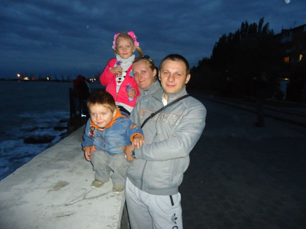 Семья Отослала Это Фото Своим Родственникам Семья Отослала Это Фото Своим Родственникам